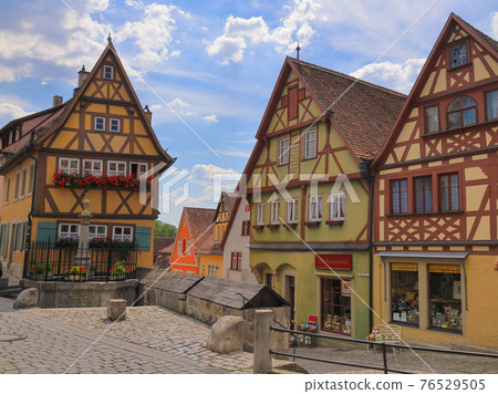 Rothenburg_Ploenlein_Center and right building Rothenburg_Ploenlein_Center and right building 76529505