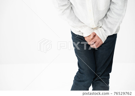 Frequent urination image male Frequent urination image male 76529762