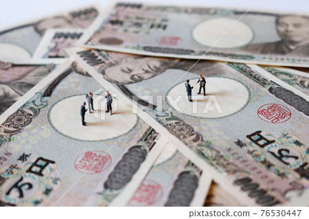 Business and bills Business and bills 76530447