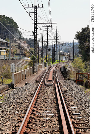 Upward Musashi-Yokote Station direction as seen from the railroad crossing in Hidaka City, Saitama Prefecture Upward Musashi-Yokote Station direction as seen from the railroad crossing in Hidaka City, Saitama Prefecture 76531740
