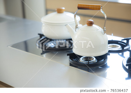 System kitchen 76536437