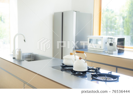 System kitchen 76536444