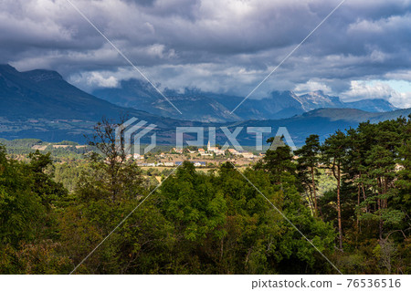 Trieves valley with the Vercors mountain range near Bourg Saint Maurice, France Trieves valley with the Vercors mountain range near Bourg Saint Maurice, France 76536516