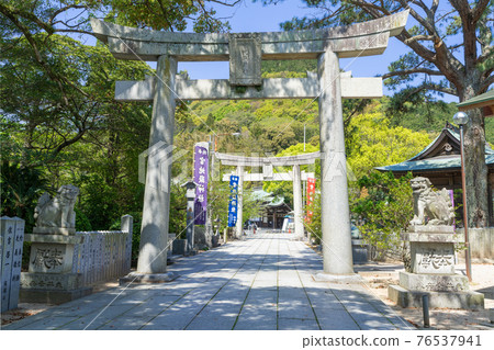 宮地岳神社（Miyajidake Shrine）福岡縣福津市 76537941