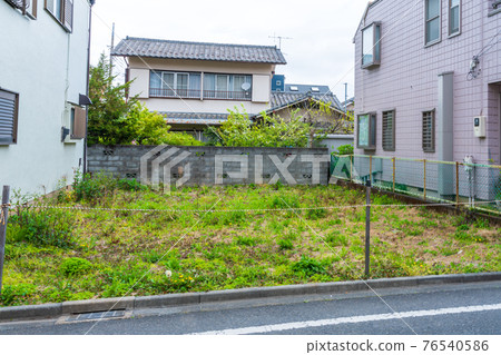 Residential landscape with a closed landscape Residential landscape with a closed landscape 76540586