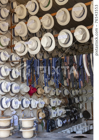 Panama Hats for sale - Ecuador - South America Panama Hats for sale - Ecuador - South America 76543553