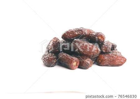 fresh date fruit isolated on white background fresh date fruit isolated on white background 76546830