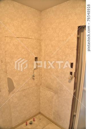 Washroom walls, floor and ceiling during renovation Washroom walls, floor and ceiling during renovation 76548916