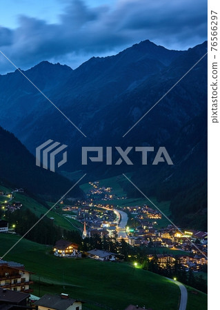 Valley evening in Austrian Alps Valley evening in Austrian Alps 76566297