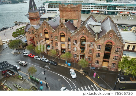Sydney street view in rainy weather Sydney street view in rainy weather 76566720