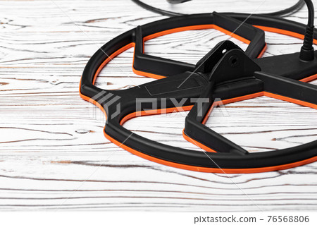 Search coil of the metal detector top view 76568806