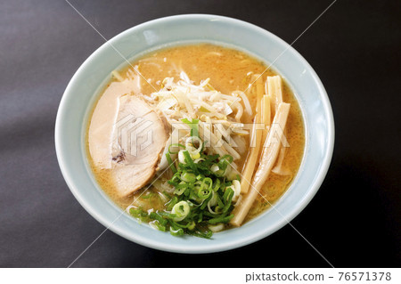 Miso Ramen Ramen 76571378