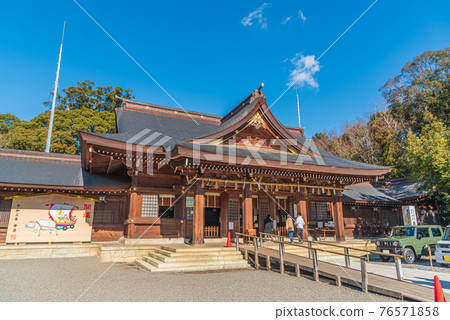 三河國一宮戶賀神社 76571858