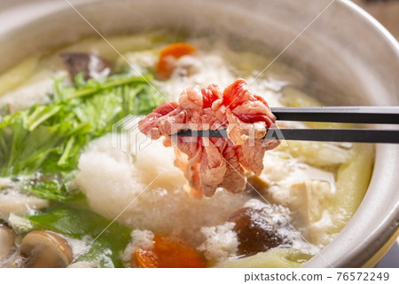 Lamb meat shabu-shabu Lamb meat shabu-shabu 76572249