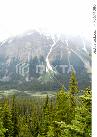 春季加拿大落基山脈賈斯珀山脈（加拿大賈斯珀） 76574090