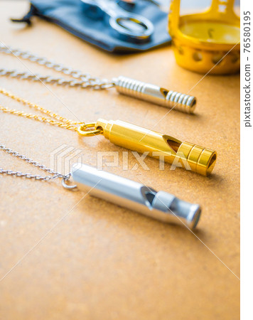 Whistle pendant candle portable disaster prevention goods 76580195