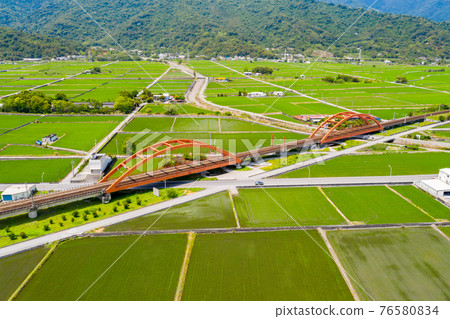 台灣花蓮玉里鎮火車田野景色 Asia Taiwan Hualien scenery 76580834