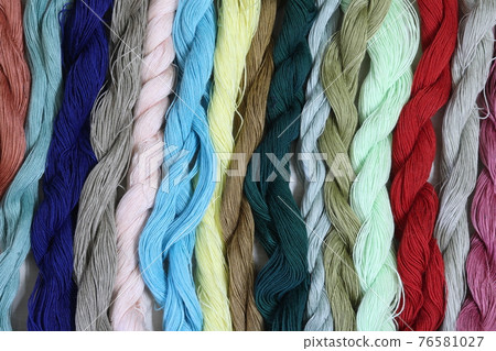 Lined antique color thread 1 Lined antique color thread 1 76581027