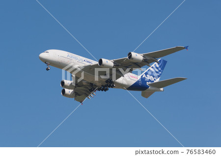 Airbus A380 test aircraft landing approach Airbus A380 test aircraft landing approach 76583460
