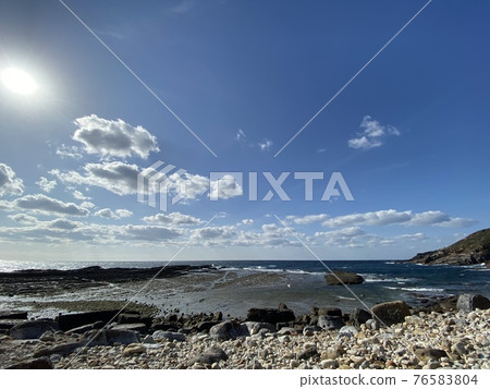 退潮時的南紀熊野地質公園 Yasoiso 波切台 76583804