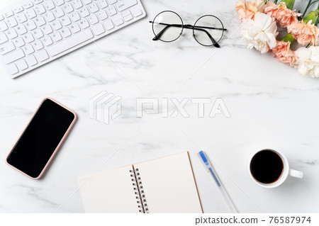 母親節 康乃馨 筆記本 禮物 Mother's Day greeting 母の日 カーネーション 76587974