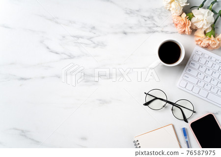 Mother's Day Carnation Notebook Gift Mother's Day greeting 母の日 カーネーション 76587975