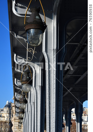 Bill Achem Bridge, Paris, France 76590938