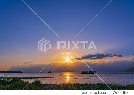 Lake Biwa, Shiga Prefecture, Hubei scenery 76593683