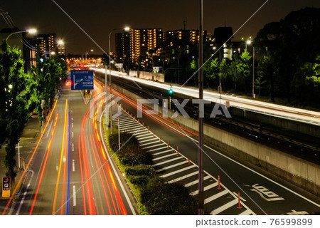 Avenue at night Avenue at night 76599899