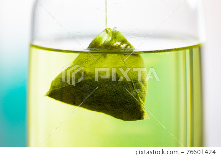 用三角形茶包泡日本茶時 76601424