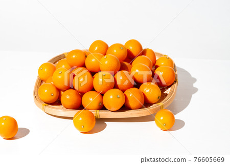 Fresh fruit kumquat Fresh fruit kumquat 76605669