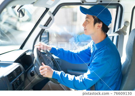 送貨人員開車 送貨人員開車 76609130