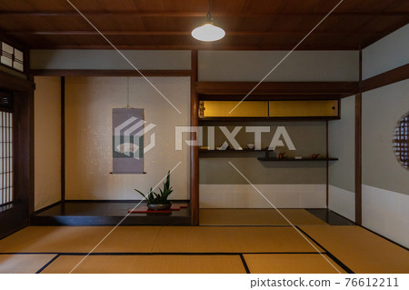 Japanese-style room alcove 76612211