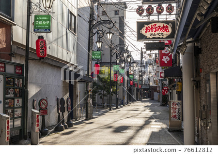 法善寺 Koisan-dori Morning 2021 年 4 月 76612812