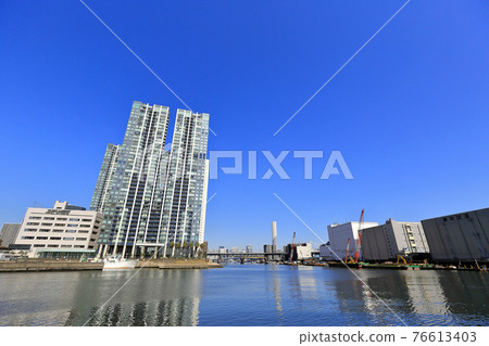 Cityscape of Minato-ku, Tokyo World City Towers 76613403