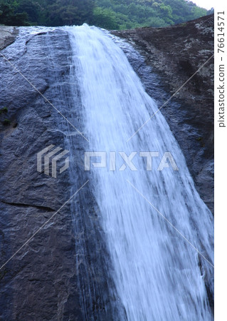 Nunobiki Waterfall in early summer 76614571