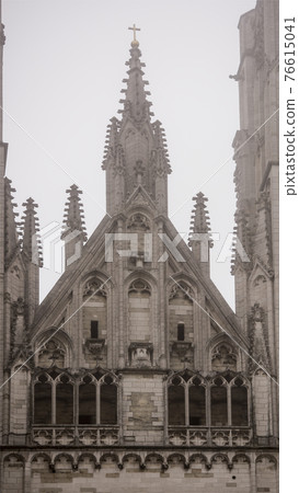 Cathedral of St. Michael and Gudule in cloudy weather Cathedral of St. Michael and Gudule in cloudy weather 76615041