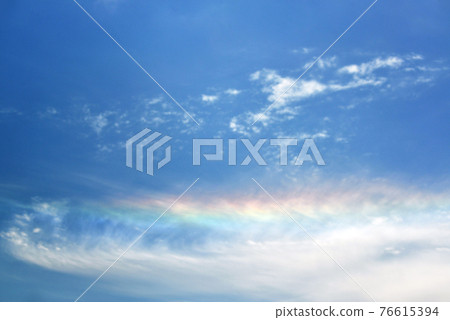 彩虹般的藍天 76615394
