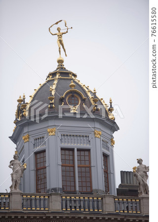 Around the Grand Place are located former guild house. Each of them has a unique shape Around the Grand Place are located former guild house. Each of them has a unique shape 76615580