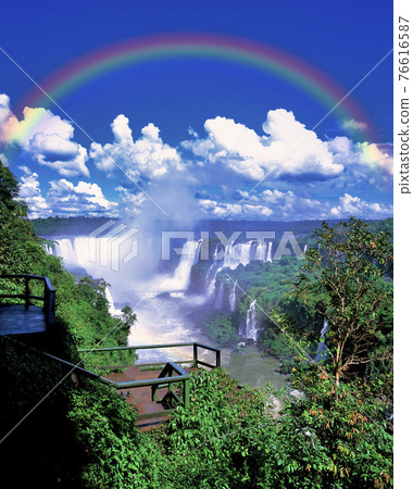 Rainbow on Iguacu Falls 76616587
