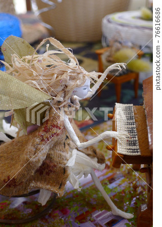 Fairies playing musical instruments 76616686