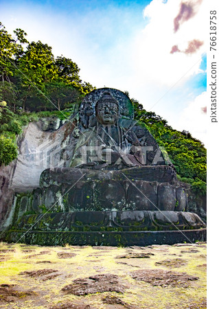千葉縣阿波縣恭南町能古里山日本寺的石刻大佛風景 76618758
