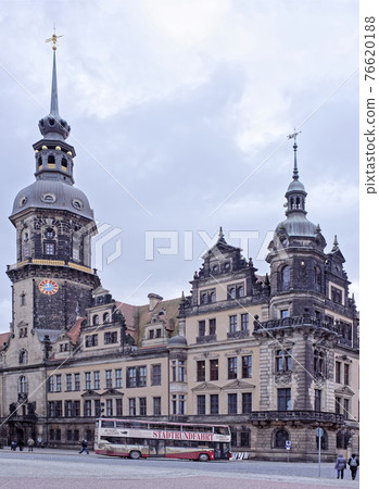 The royal residence on the Theater Square 76620188