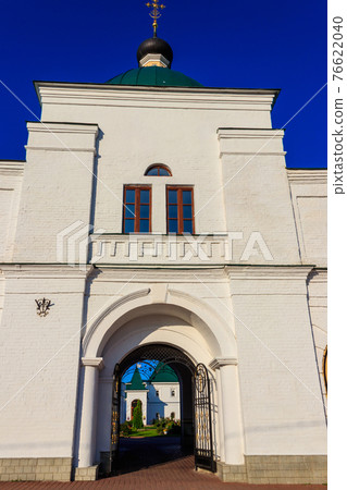 Gate Church of St. Cyril Belozersky of Transfiguration monastery in Murom, Russia Gate Church of St. Cyril Belozersky of Transfiguration monastery in Murom, Russia 76622040