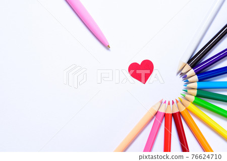 新彩筆的無限可能 筆指向心 圓形彩筆呈半圓形排列 延伸至屏幕邊緣 Ver 新彩筆的無限可能 筆指向心 圓形彩筆呈半圓形排列 延伸至屏幕邊緣 Ver 76624710