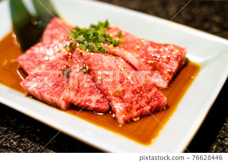Japanese black beef charcoal grilled meat 76628446