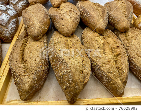 Wholemeal dark breads for sale at bakeshop Wholemeal dark breads for sale at bakeshop 76629992