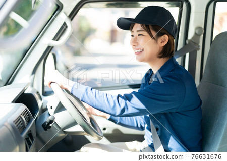 Cute delivery staff lady Cute delivery staff lady 76631676