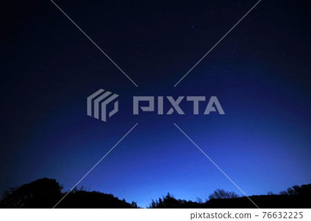 Big Dipper Shining northern night sky 76632225