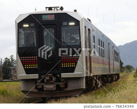 Ban-Etsusai Line GV-E400 (Aizu-Wakamatsu⇔Niitsu) Ban-Etsusai Line GV-E400 (Aizu-Wakamatsu⇔Niitsu) 76634349